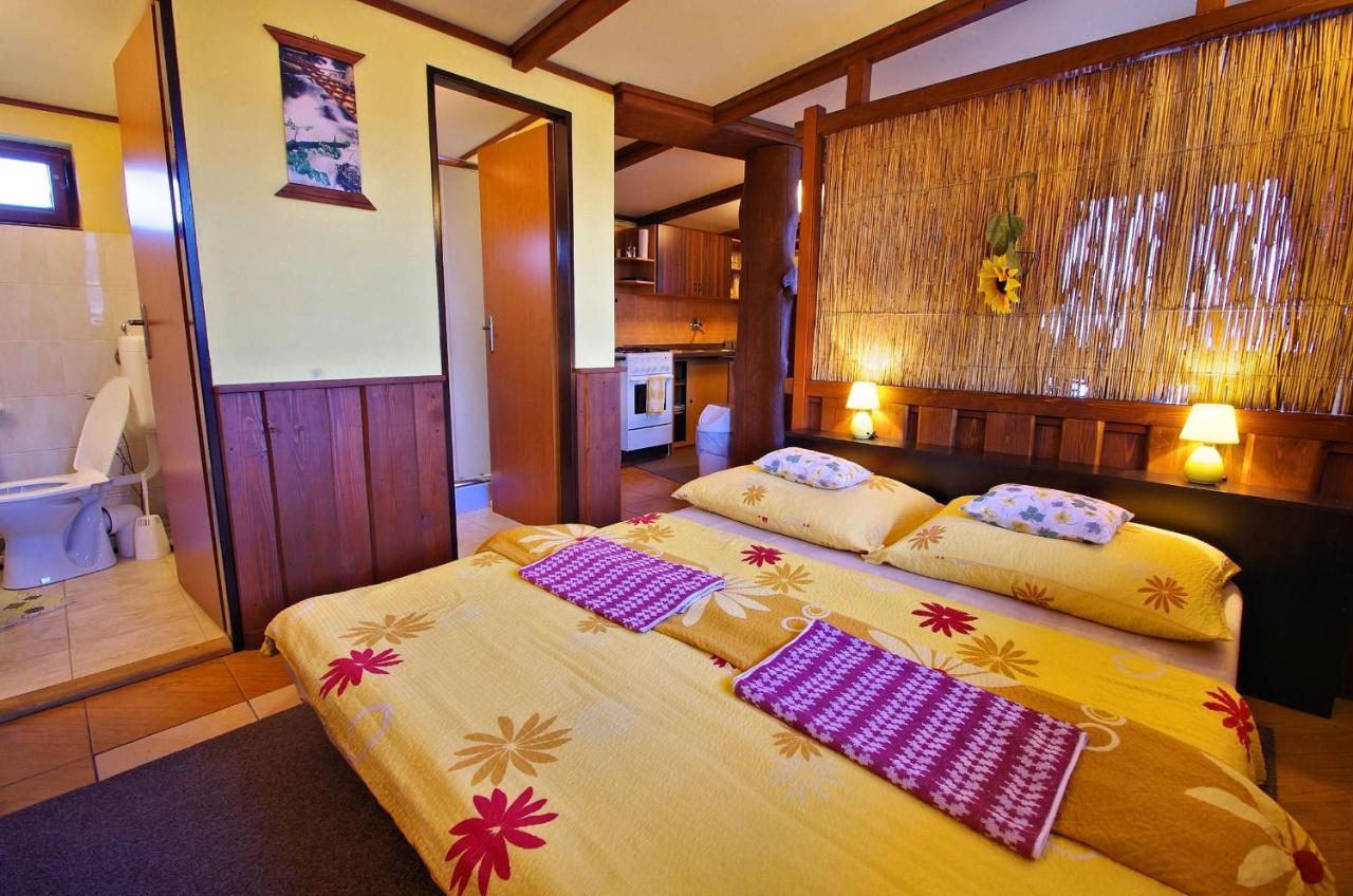 Yellow Paradise House Hrabušice Værelse billede